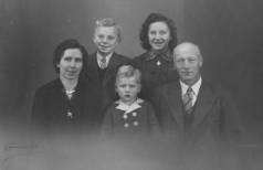 ingeborg moegelmose og famile